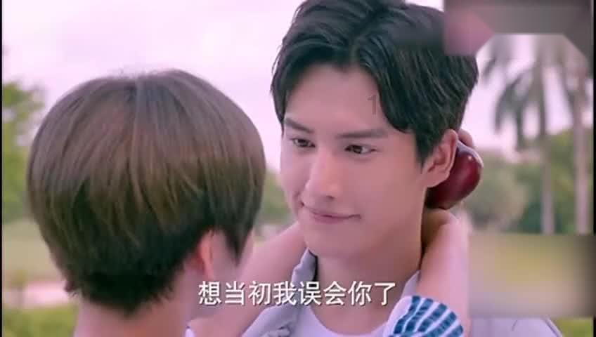 演义中庞德大战关羽不分胜负，如果不容冷箭，庞德能取胜吗？