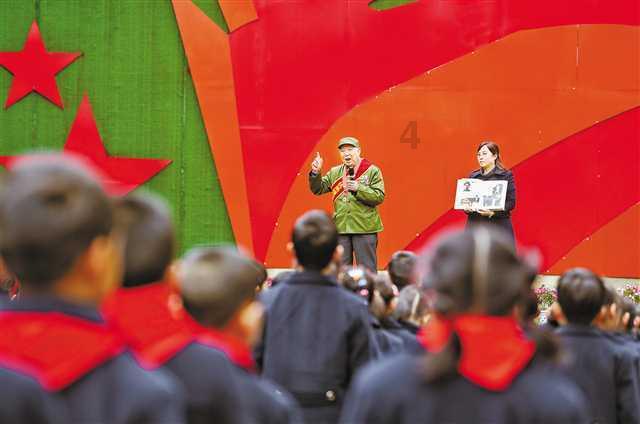 长相比较严肃的人，应当怎么穿搭会显得平易近人？游戏画面