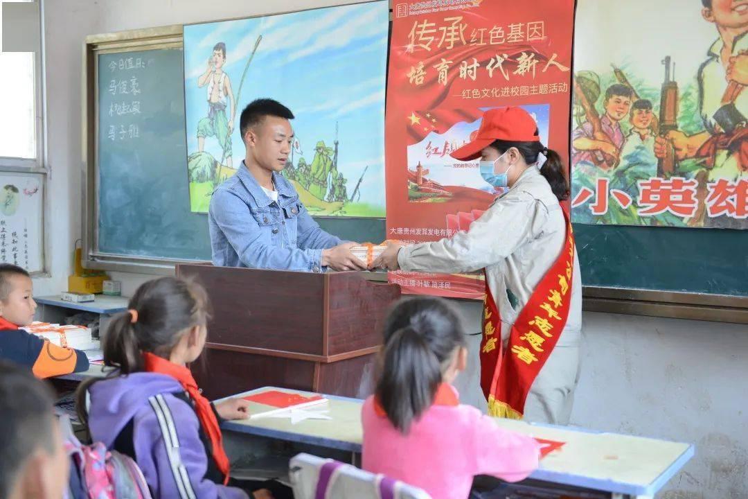 塑+养结合,露玛佳臻乖新品“华美东方系列”火爆全网